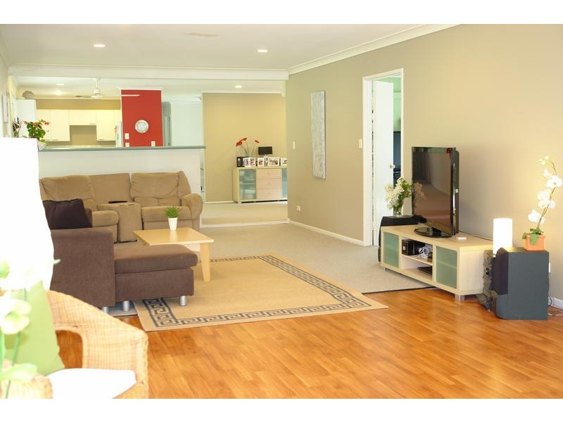 623 Hawkesbury Road, Anstead QLD 4070